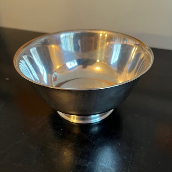 Oneida Silversmith Paul Revere Reproduction Silver Plate Bowl Vintage 6" dia - Picture 1 of 3